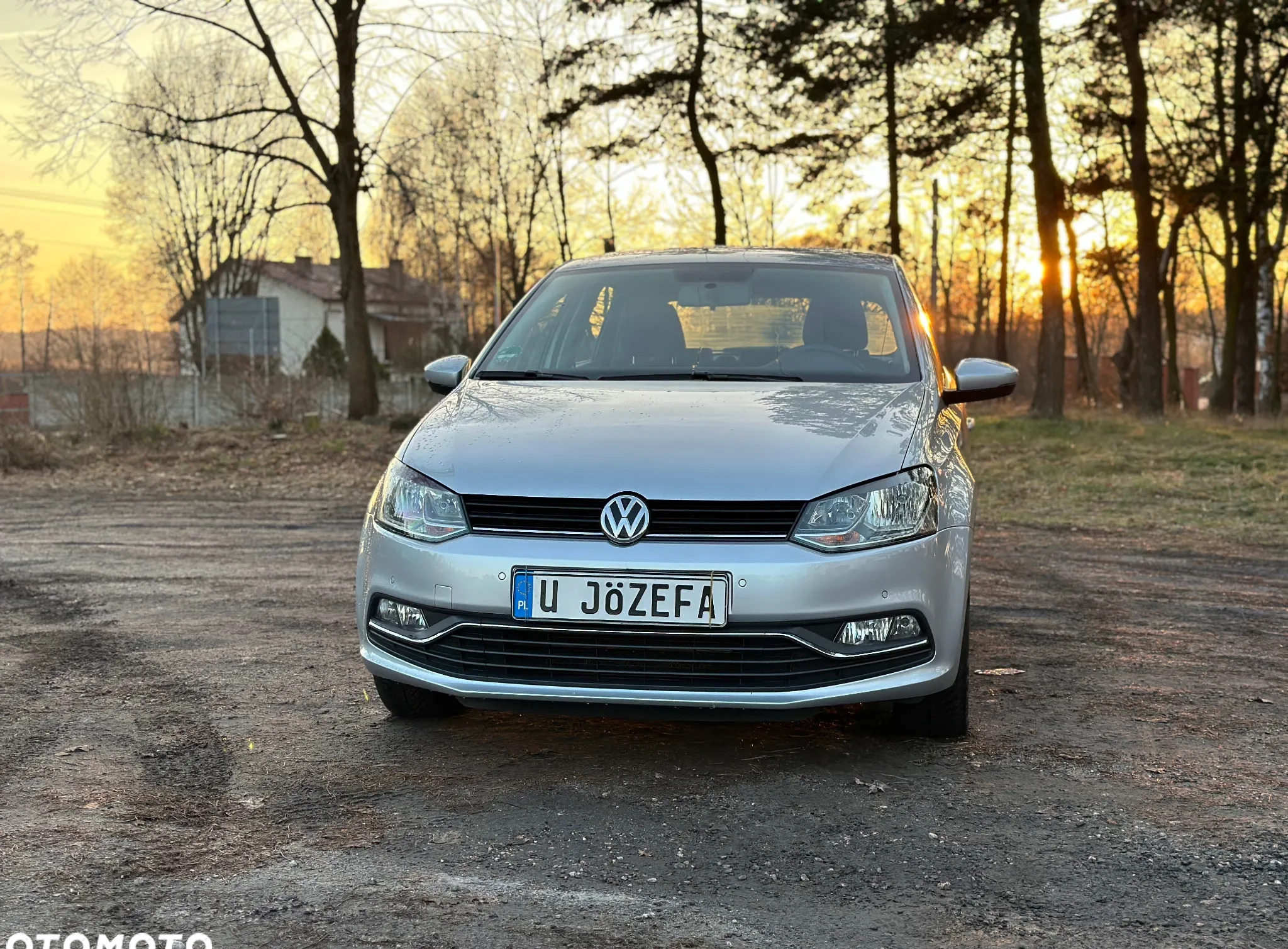 Volkswagen Polo cena 38900 przebieg: 140000, rok produkcji 2017 z Karlino małe 436